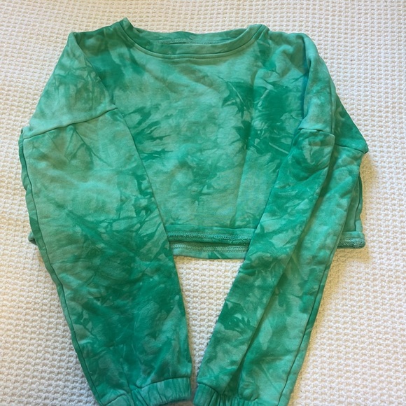 So cute but too small. Only worn once! - Picture 2 of 4